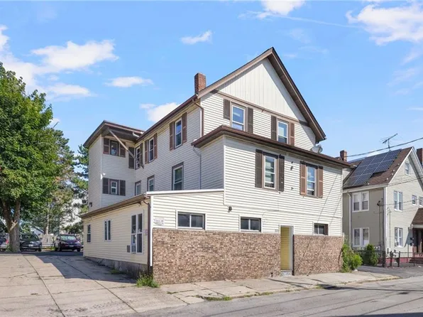 271 Cowden St, Central Falls, RI 02863