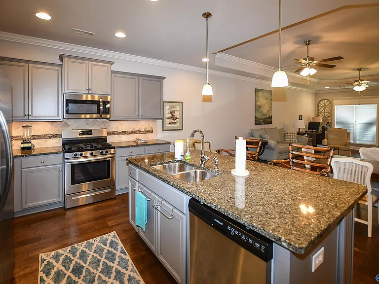 93 Cypress Grove Ln — Photo 4