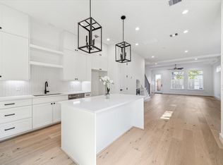 5337 Larkin St, Houston, TX 77007