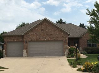 112 N Oklahoma Ave, Morton, IL 61550