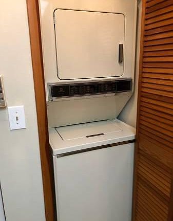 5th image of 314 Palm Coast Pkwy NE APT 201