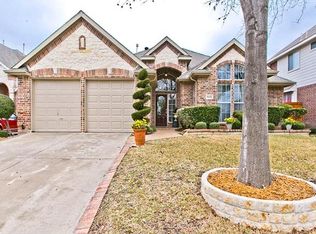 9202 Inverness Dr, Rowlett, TX 75089