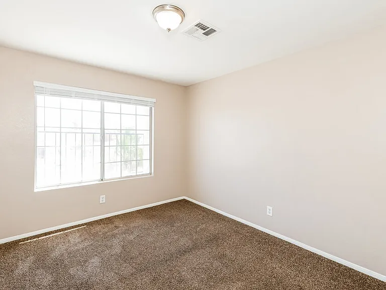 1605 Fig Palm Ct — Photo 12