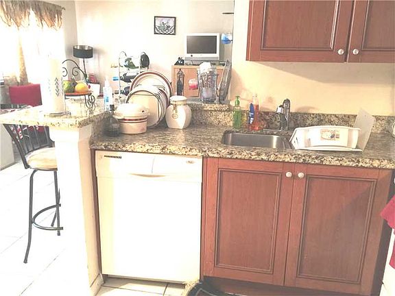 4th image of 4235 NW 115th Ave #4235