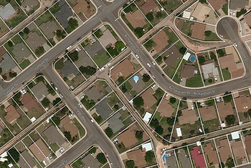 1st image of 3904 Richardson Dr