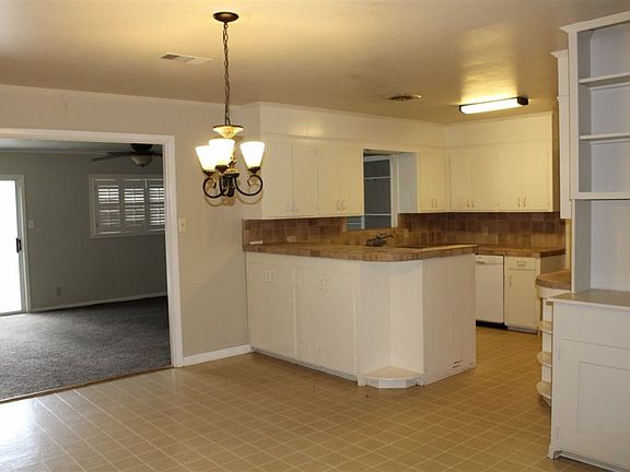 5th image of 4715 Ebonwood Ln