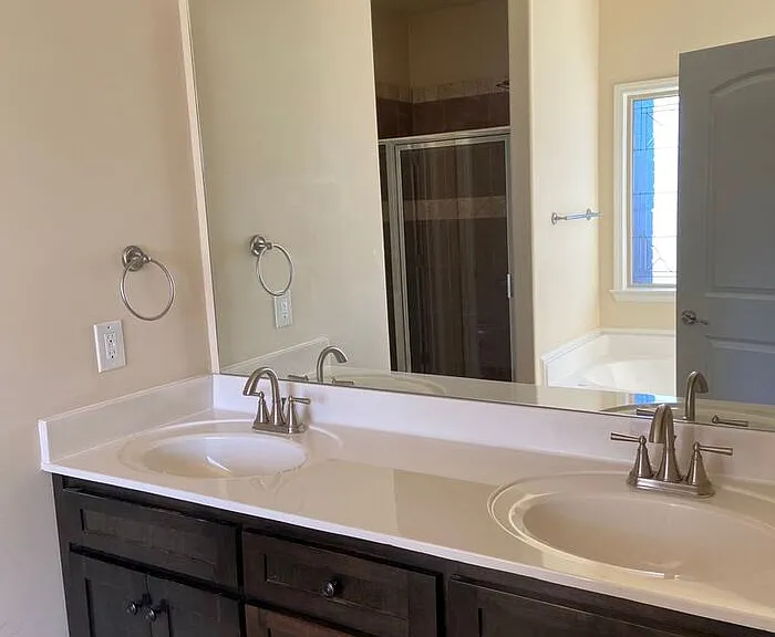 219 Coral Ct — Photo 18