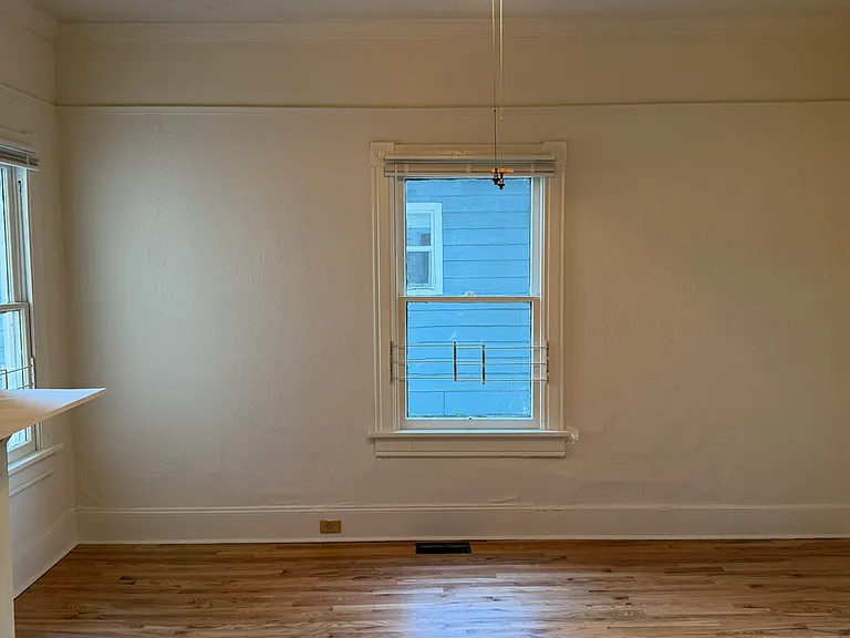 Large Bedroom