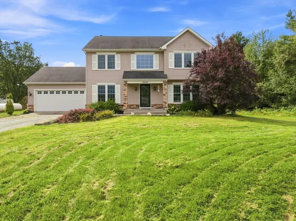 5530 Buffalo Rd, Buchanan, MI 49107