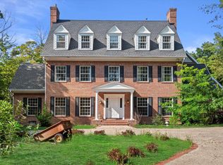 6810 Hoods Creek Rd, Franksville, WI 53126