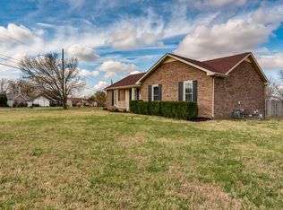 303 Brook Mead Dr, Clarksville, TN 37042