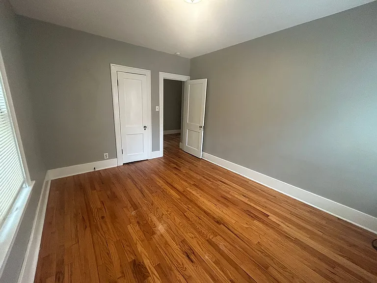 407 Frank St — Photo 20