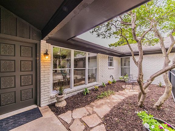 3rd image of 6808 Toledo Ct