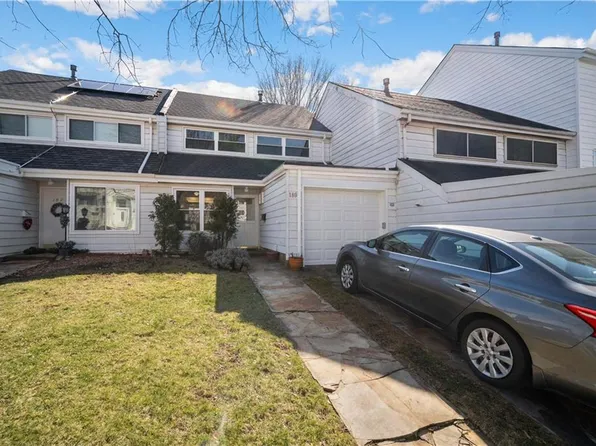 180 Forest Grn, Staten Island, NY 10312