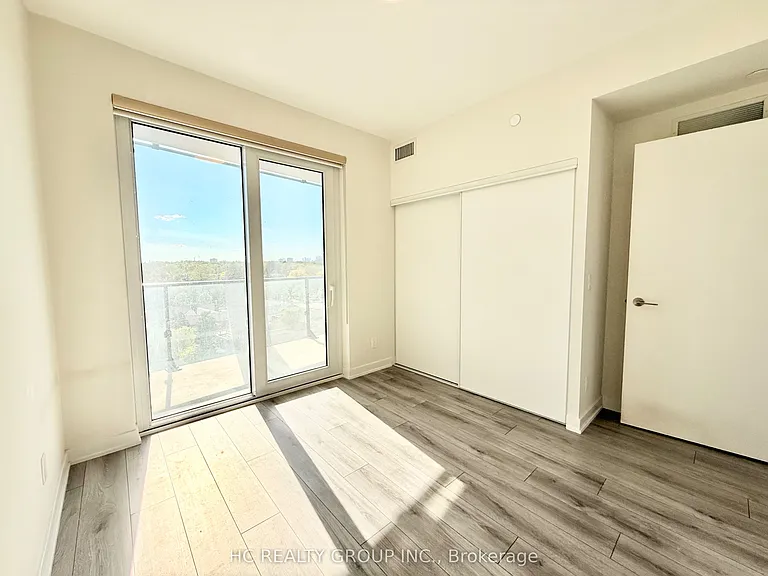 15 Ellerslie Ave #608 — Photo 3