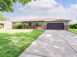 27 Eduardo Dr, Granite City, IL 62040