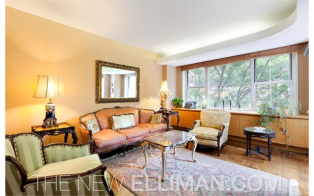 Sold by Douglas Elliman | media 22