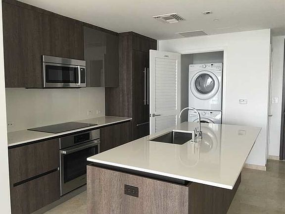 4th image of 68 SE 6th St APT 2616