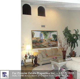 3rd image of 8144 Pine Cir #14