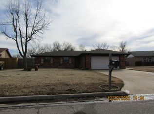 7610 NW Taylor Ave, Lawton, OK 73505