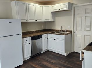 111 W Ellis St APT 4, East Syracuse, NY 13057