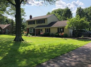 561 Beck Rd, Souderton, PA 18964