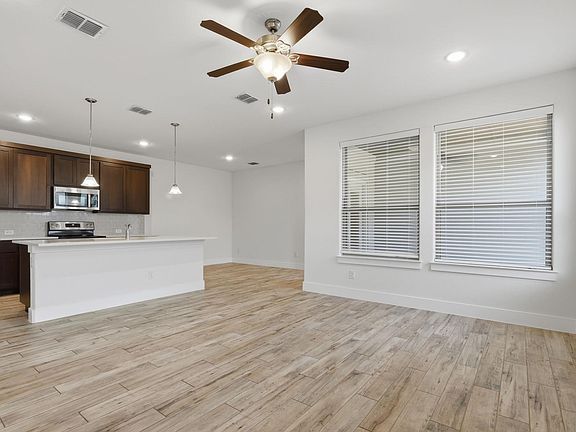 2nd image of 460 Parkline Dr #34B