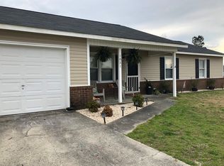 1031 Yukon Ct, Jacksonville, NC 28546
