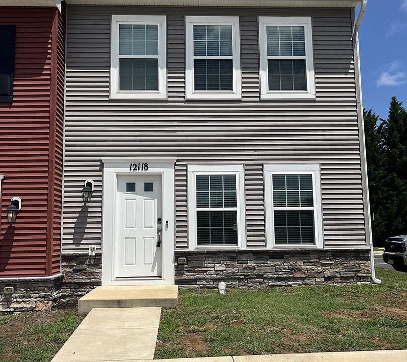 1st image of 12118 Bowling Farm Ct
