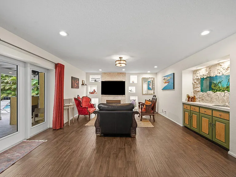 92 Squire Dr — Photo 27