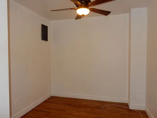 Rented by Aimee Grodanz, LREB | media 23