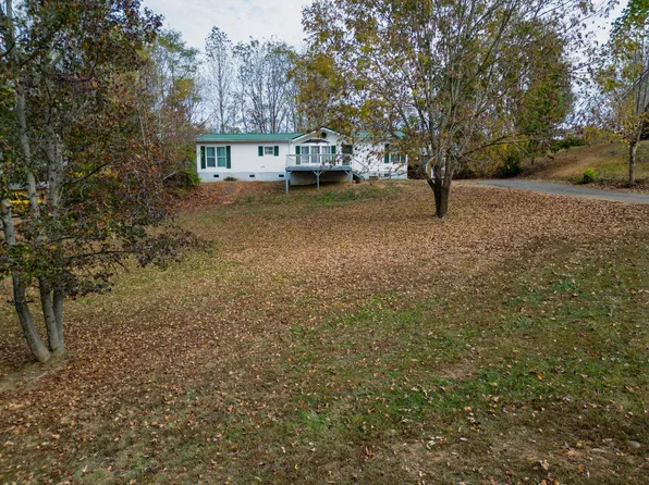 293 Appaloosa Dr, Tunnel Hill, GA 30755