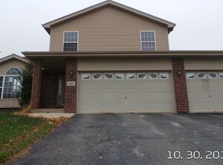 901 Laura Ln, Sauk Village, IL 60411