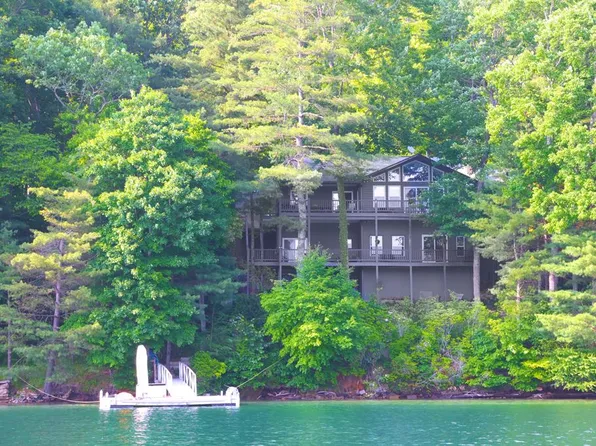 628 Lake Shore Dr, Topton, NC 28781