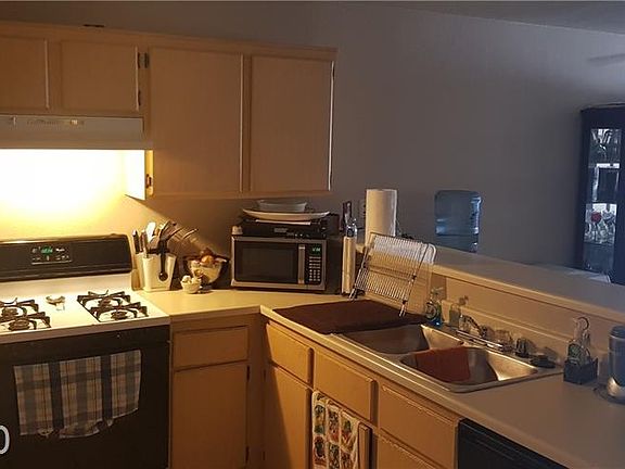 3rd image of 2108 Sleepy Ct