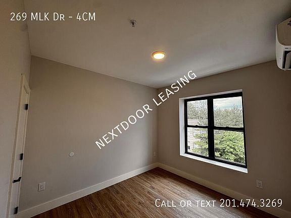 5th image of 269 Martin Luther King Dr #4CM