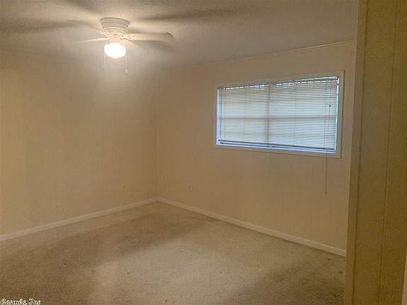 5th image of 1405 Brentwood Dr