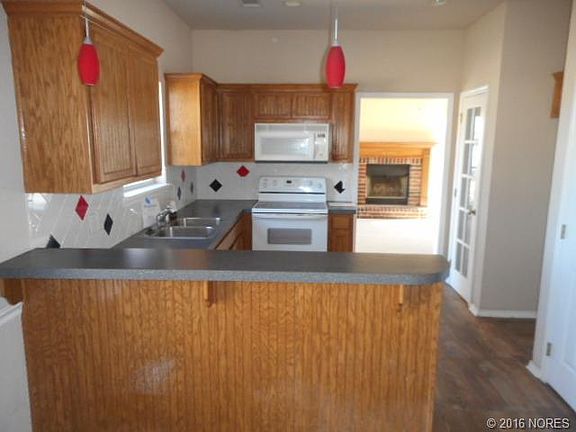 4th image of 24491 E 55th St S