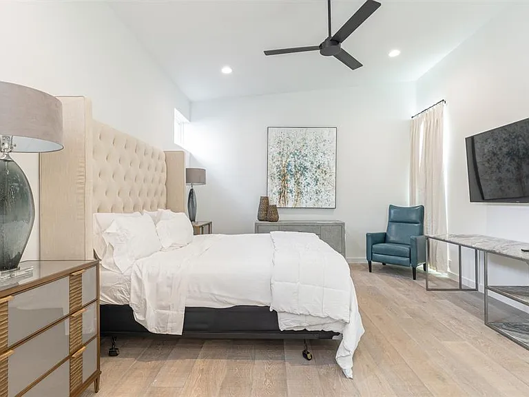 4202 Bonham St — Photo 14