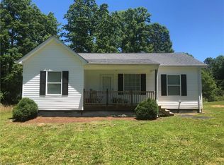 631 Piney Fork Church Rd, Eden, NC 27288