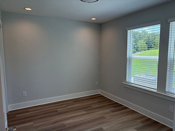5th image of 413 Nathaniel Way