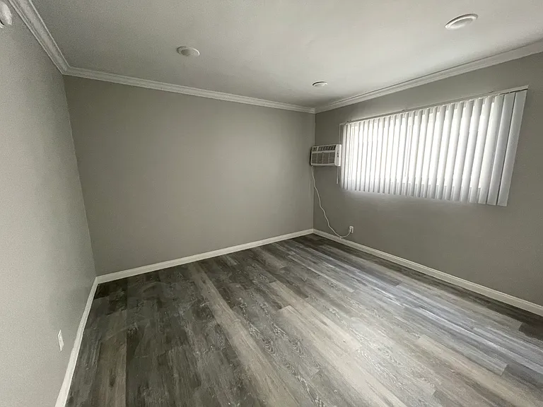 1513 E Kay St #2 — Photo 7