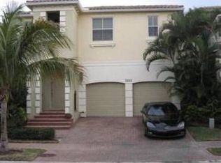 3222 NE 212th Ter, Aventura, FL 33180
