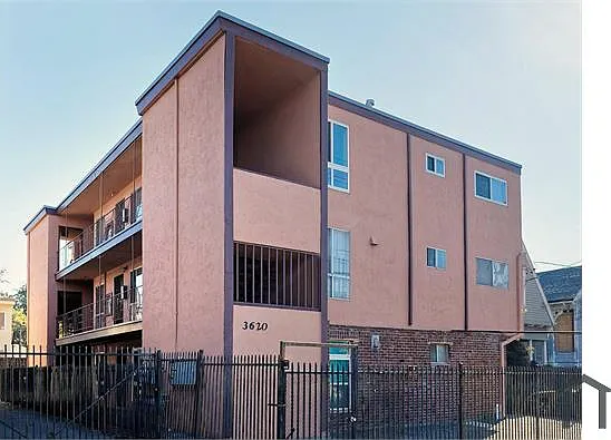 1 bed, 650 sqft, $2,100 — Photo 2
