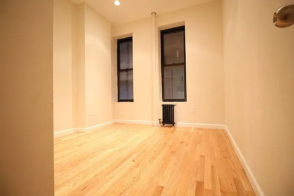 Rented by Platinum Properties | media 32