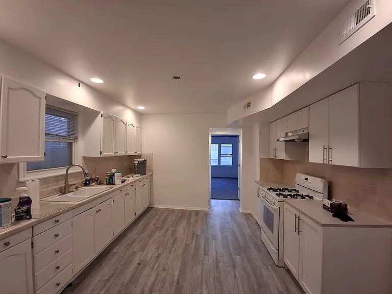2805 S Emerald Ave #2 — Photo 7