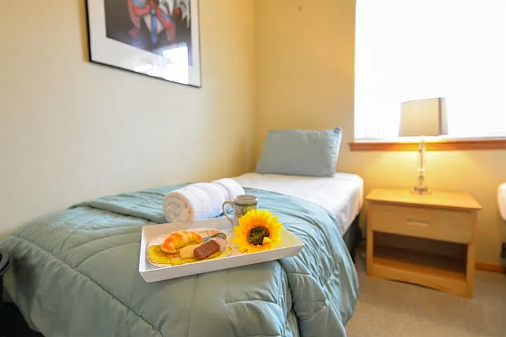 8868 N Huntington Ct — Photo 13