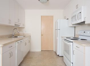 39 Concord Xing, Concord, MA 01742