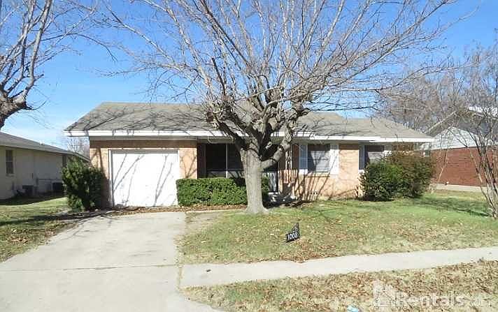 1st image of 1003 Duval Dr
