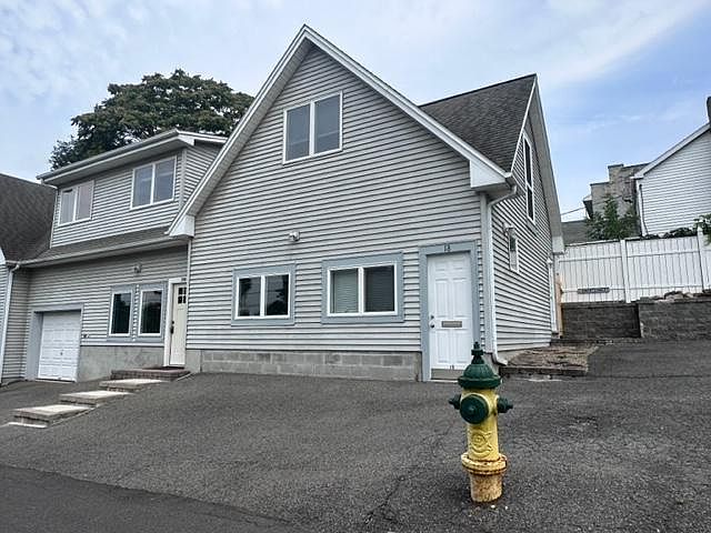 1st image of 18 Montgomery St #A